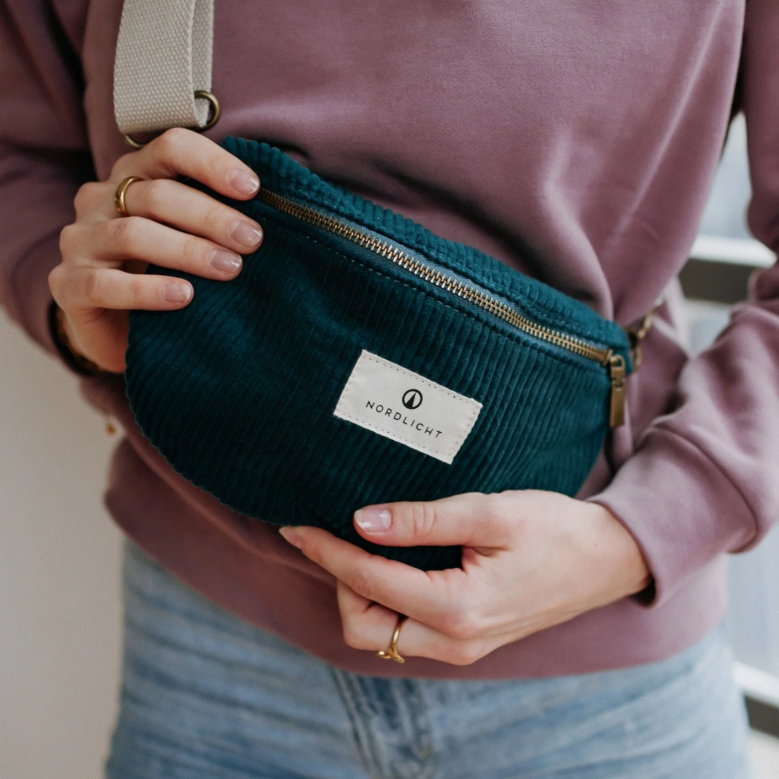Bauchtasche Tomma Cord - Image 6